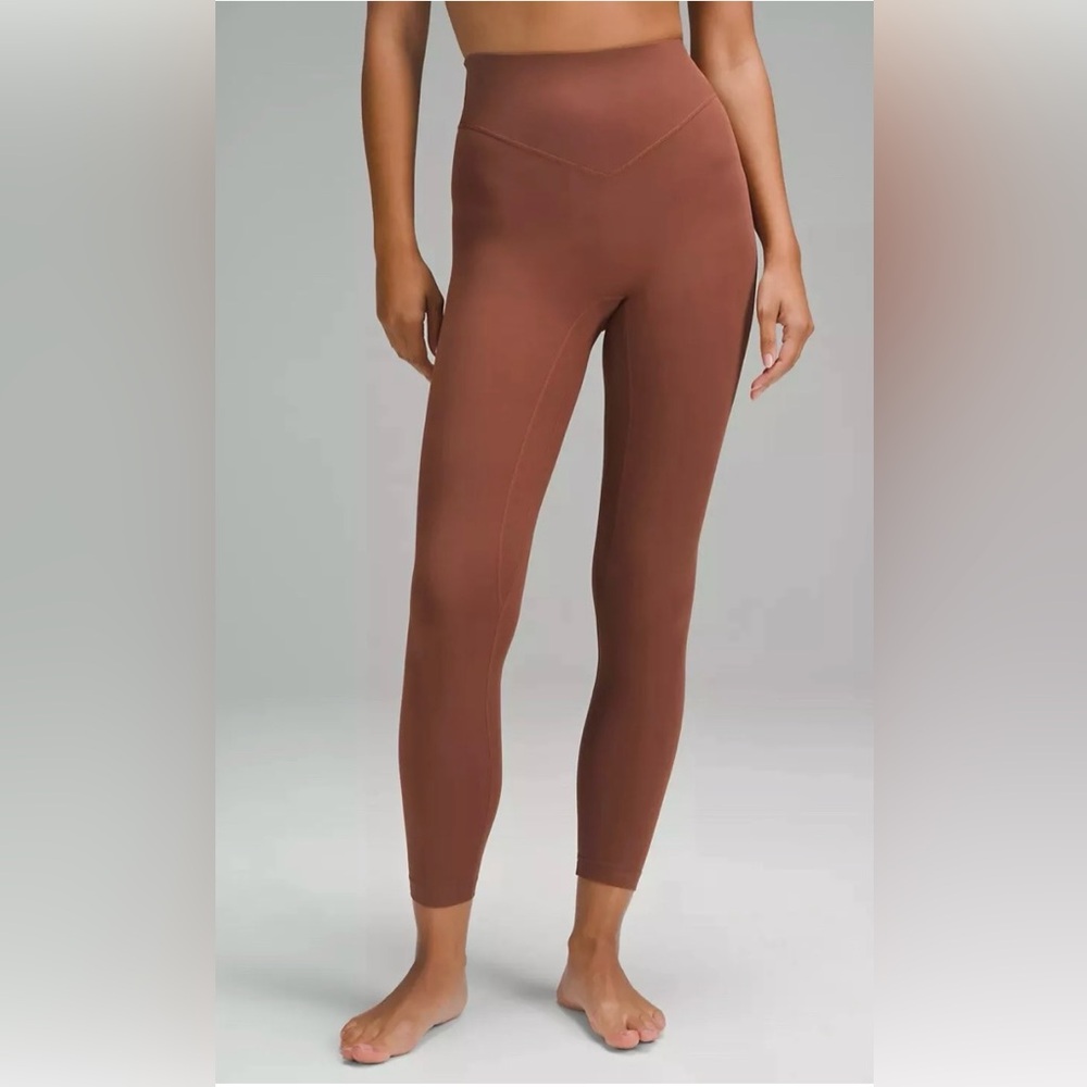 Lululemon Breezethrough High Rise Tight 28”